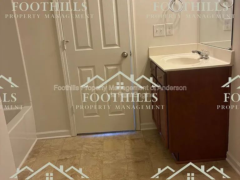 31 Ravencrest Dr — Photo 18