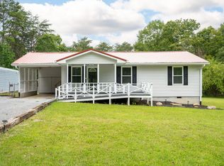 9831 Reynolds Rd, Soddy Daisy, TN 37379