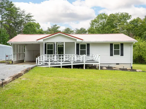 9831 Reynolds Rd, Soddy Daisy, TN 37379