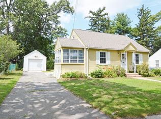 112 Lancaster St, Springfield, MA 01118