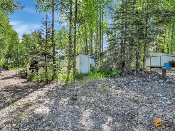 9461 S Starlight Ln, Wasilla, AK 99623