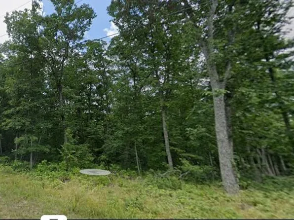 106 Amherst Dr, Crossville, TN 38558