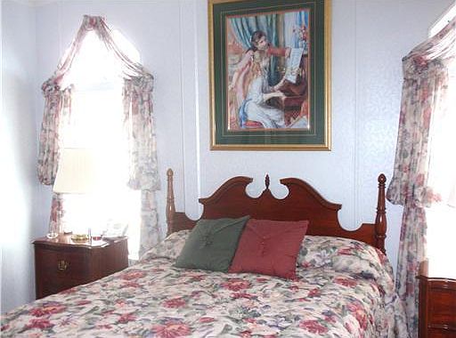 2nd image of 7830 Meadowlark