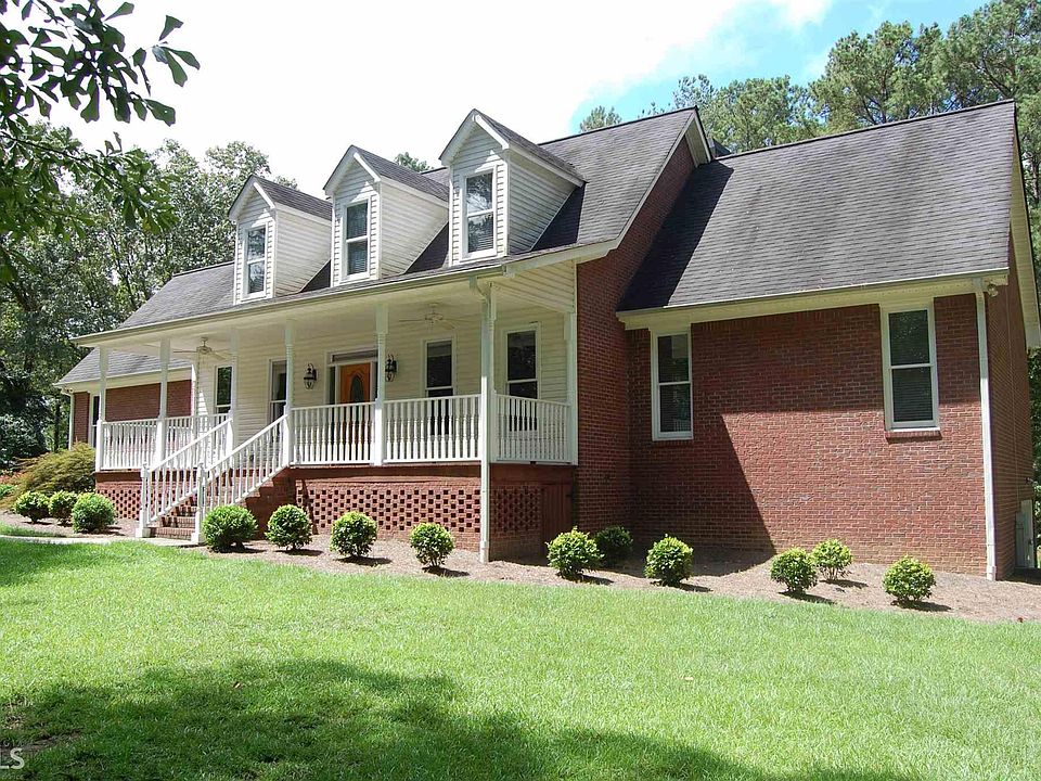 1st image of 3611 Laurel Ln NE
