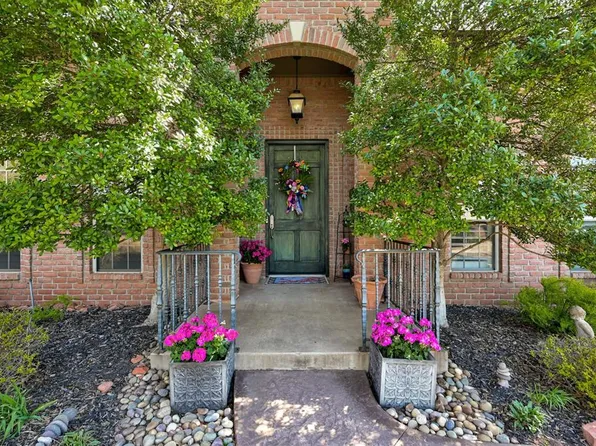 1617 Durham Ct, Edmond, OK 73013