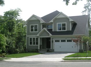 2550 N Lexington St, Arlington, VA 22207