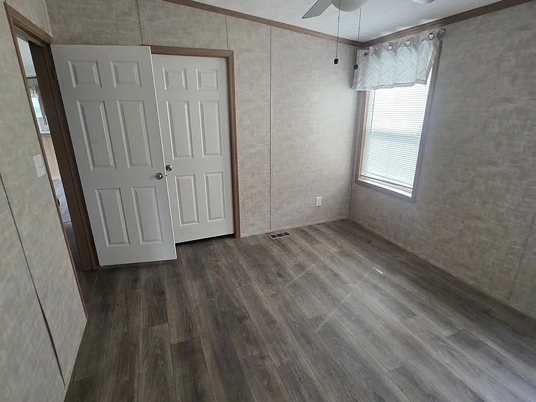 9091 Williams Rd — Photo 18