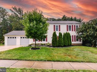 5500 Hampton Forest Way, Fairfax, VA 22030