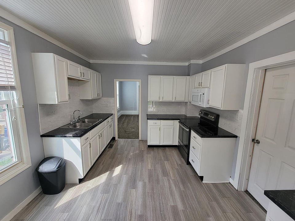 1st image of 2416 Stafford St #1