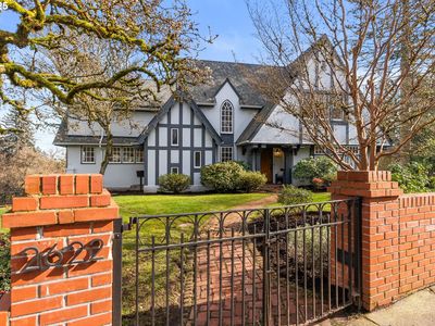 2622 SW Talbot Rd, Portland, OR, 97201