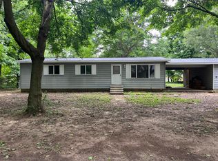 310 Olds Ave, Hartford, MI 49057