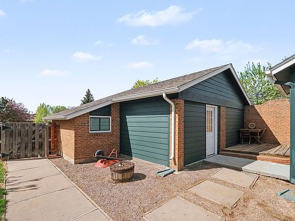 4th image of 900 Canosa Ct