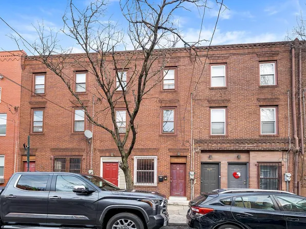 1023 S 6th St APT A, Philadelphia, PA 19147