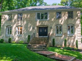7 Trowbridge Dr, Randolph, NJ 07869