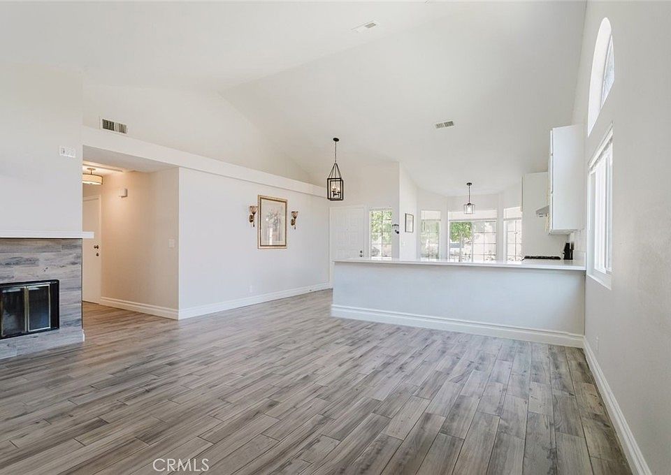 1st image of 36836 Meadowview Ct
