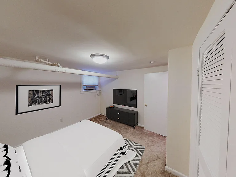 1818 Riggs — Photo 7