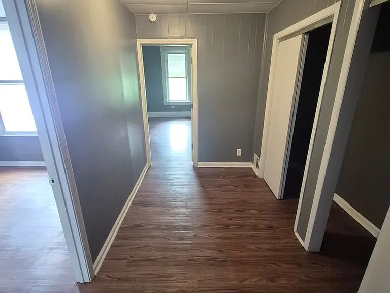 1704 Madison Ave — Photo 11