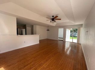 9201 NW 55th St #9201, Fort Lauderdale, FL 33351