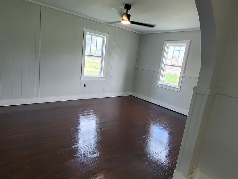 1001 W Main St — Photo 11