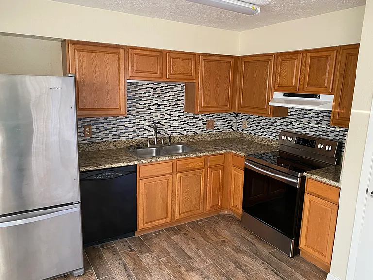 2606 S Belgravia Dr — Photo 10