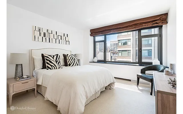 Sold by Douglas Elliman | media 26