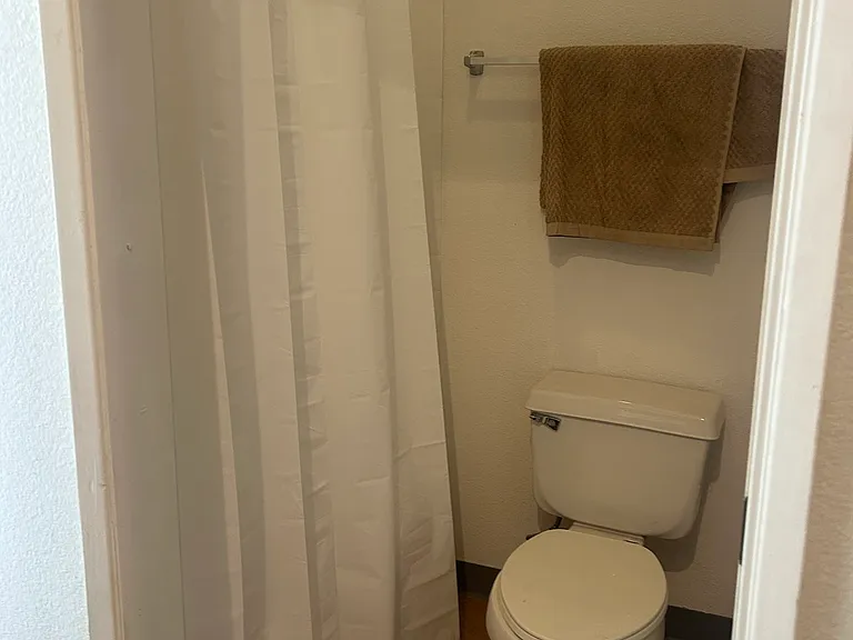 5411 Linda Vista Rd #4 — Photo 8