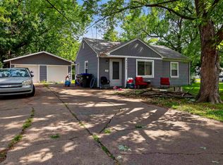 2400 SW 24th St, Topeka, KS 66611
