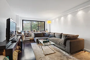 Rented by Nest Seekers International