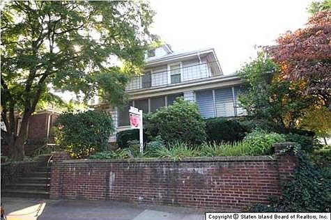 2nd image of 104 Livermore Ave