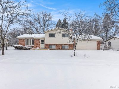3336 Shaddick Rd, Waterford, MI, 48328