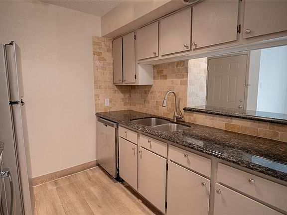 1516 Bay Area Blvd APT S14, Houston, TX 77058 | MLS #94966466 | Zillow