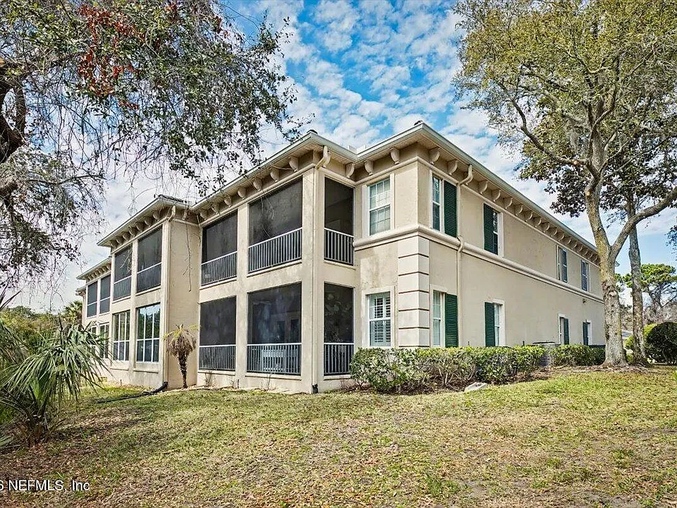 100 Bermuda Bay Cir #104