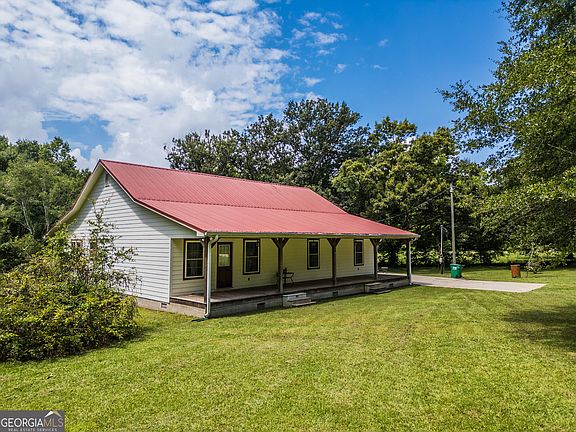 3rd image of 221 Chigger Ridge Rd
