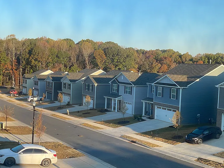 2131 Redstone Dr — Photo 15