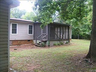2nd image of 3816 Poplar Dr
