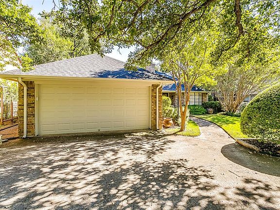 3rd image of 2316 Goldenrod Ave