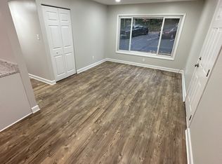 117 Berry St APT 8, Orange, VA 22960