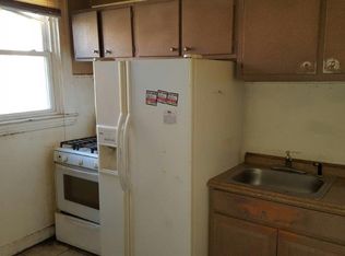 2802 E Chase St, Baltimore, MD 21213