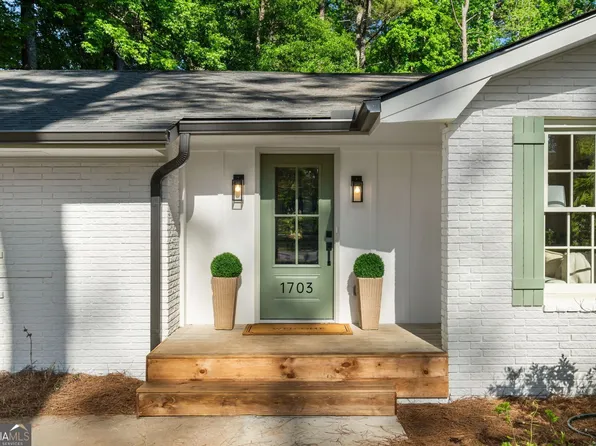 1703 Hudson Rd, Decatur, GA 30033