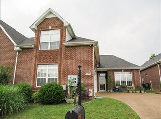 200 Indian Ridge Cir, White House, TN 37188