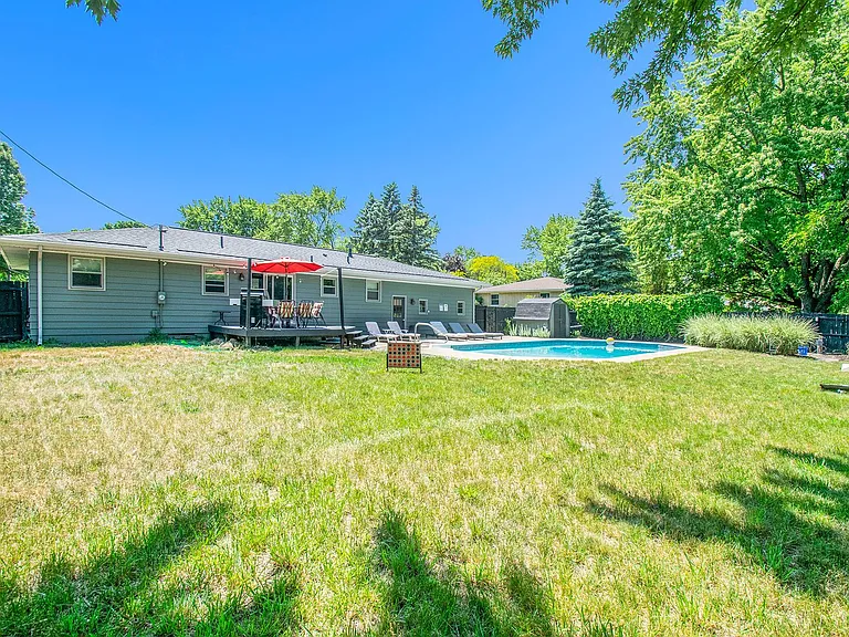 2601 Paulmar Ave — Photo 25