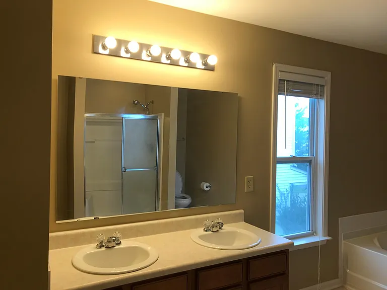 6042 Laurent Ave — Photo 23