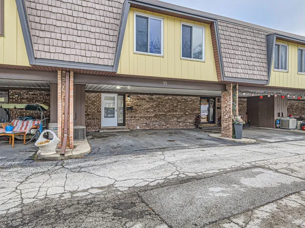 23 Cour Leroux, Palos Hills, IL 60465