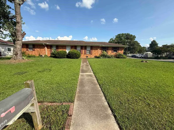1909 Azalea Cir SW, Decatur, AL 35601