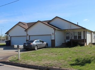 880 N Gilda Ave, Wichita, KS 67212