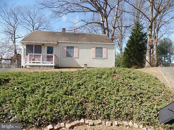 3rd image of 4111 William Pl