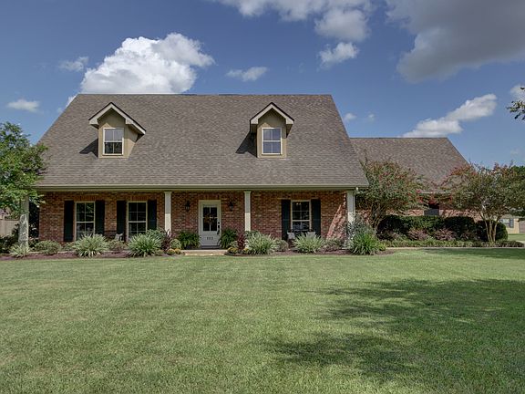 4th image of 105 Lantana Ct