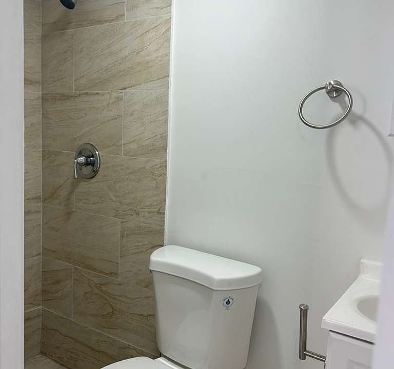 2nd image of 5020 Bingham St #4