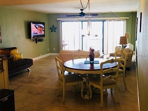 4th image of 19440 Gulf Blvd #406