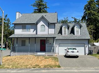 1688 SW 7th Ave, Oak Harbor, WA 98277
